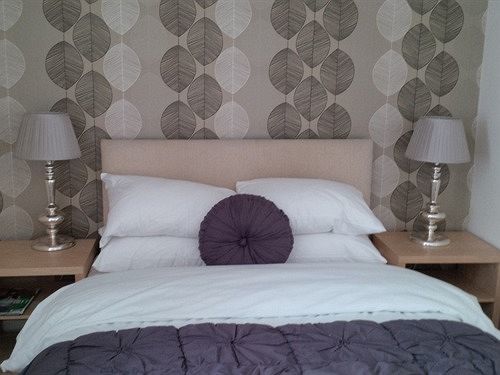 The Crown And Cushion Hotell Windsor Exteriör bild